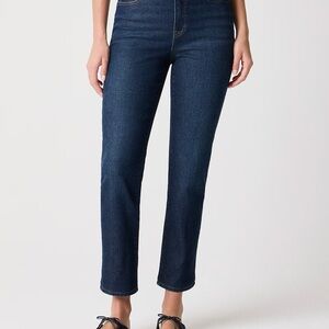 Women's Straight Leg Jeans in Deep Indigo